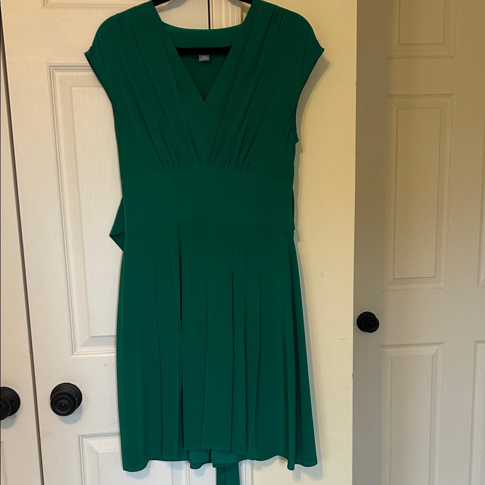 Anthropologie Lil green silk dress
